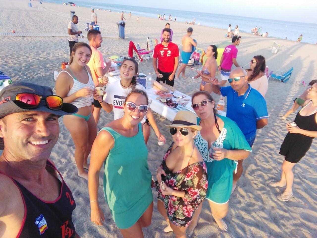 https://clubdetenisaguadulce.es/wp-content/uploads/2018/08/IMG-20180814-WA0013-1280x960.jpg