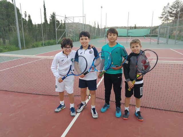 https://clubdetenisaguadulce.es/wp-content/uploads/2020/01/LIGA-FERNANDO-1-640x480.jpg
